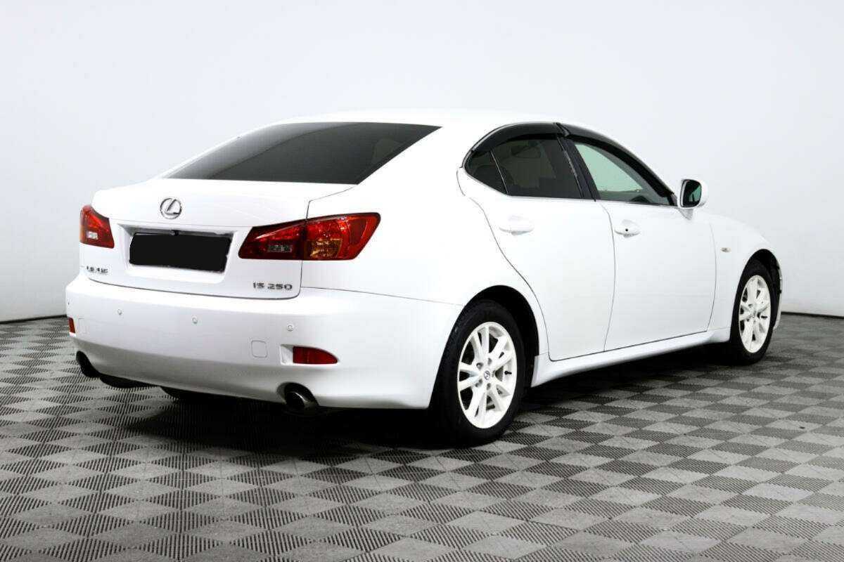 Lexus IS с пробегом — 2006 год. Фото: #4