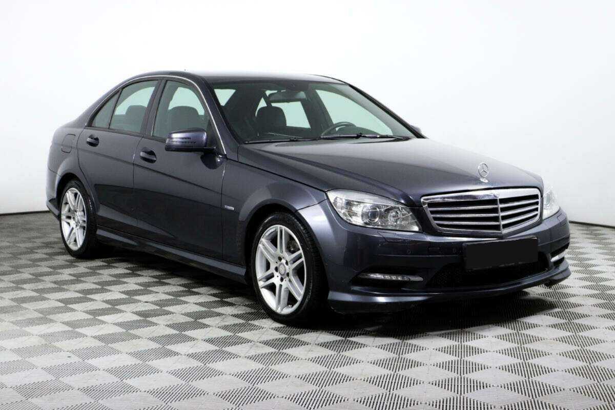 Mercedes-Benz C-Класс с пробегом — 2011 год. Фото: #2