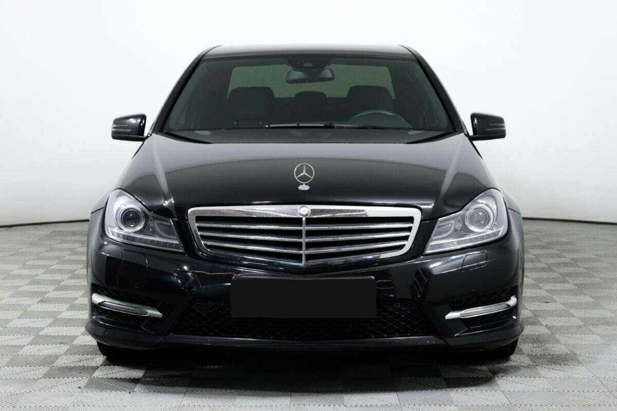 Mercedes-Benz C-Класс с пробегом — 2011 год. Фото: #1