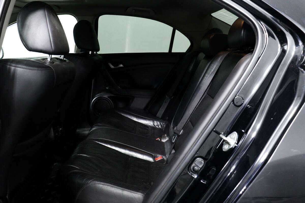 Honda Accord с пробегом — 2008 год. Фото: #11