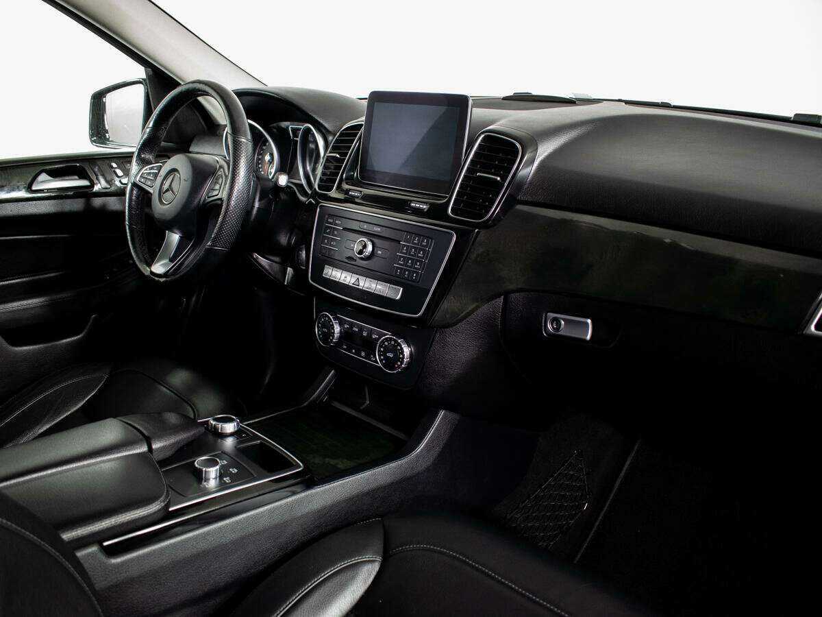 Mercedes-Benz GLE с пробегом — 2017 год. Фото: #7