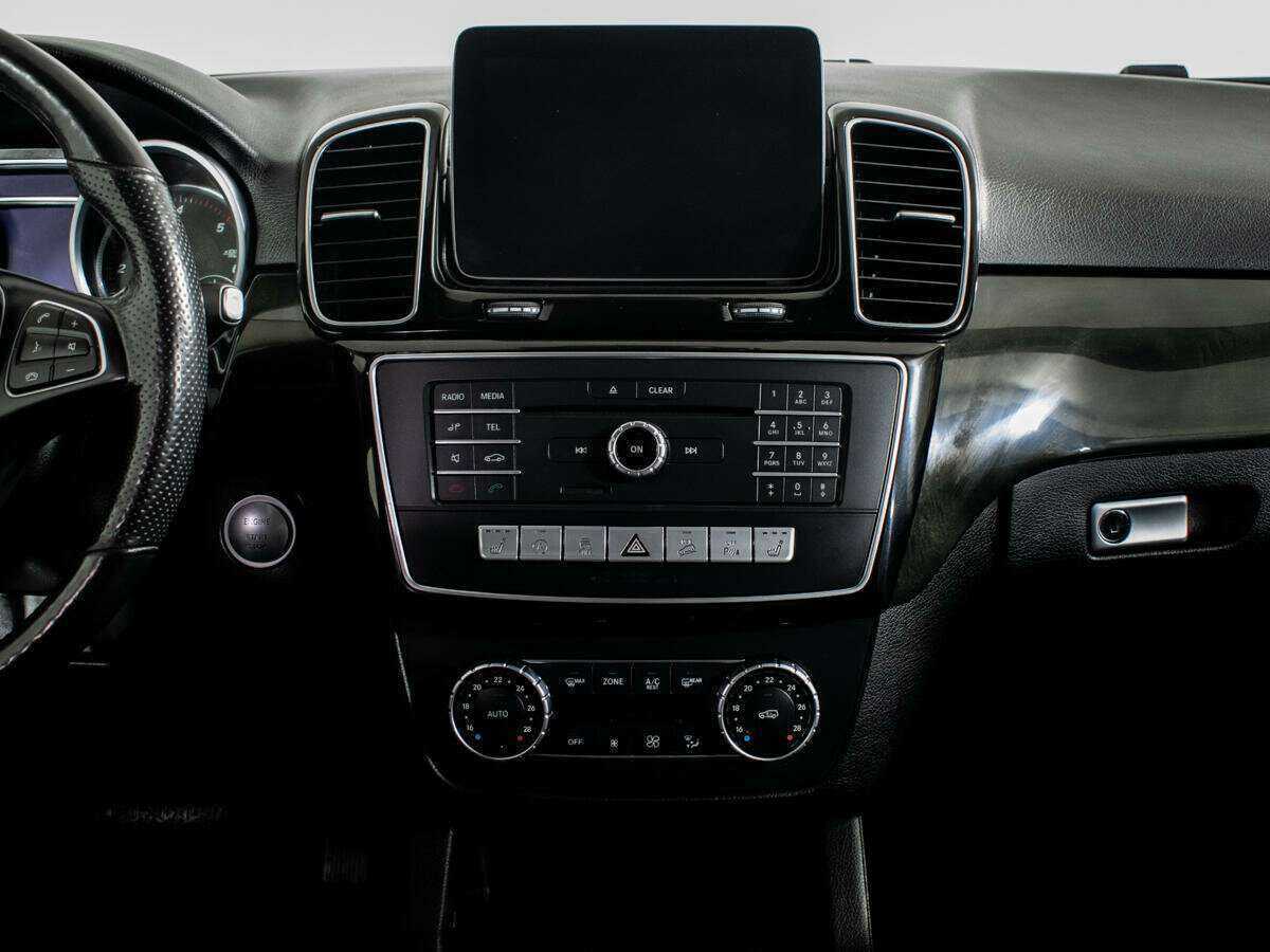 Mercedes-Benz GLE с пробегом — 2017 год. Фото: #9