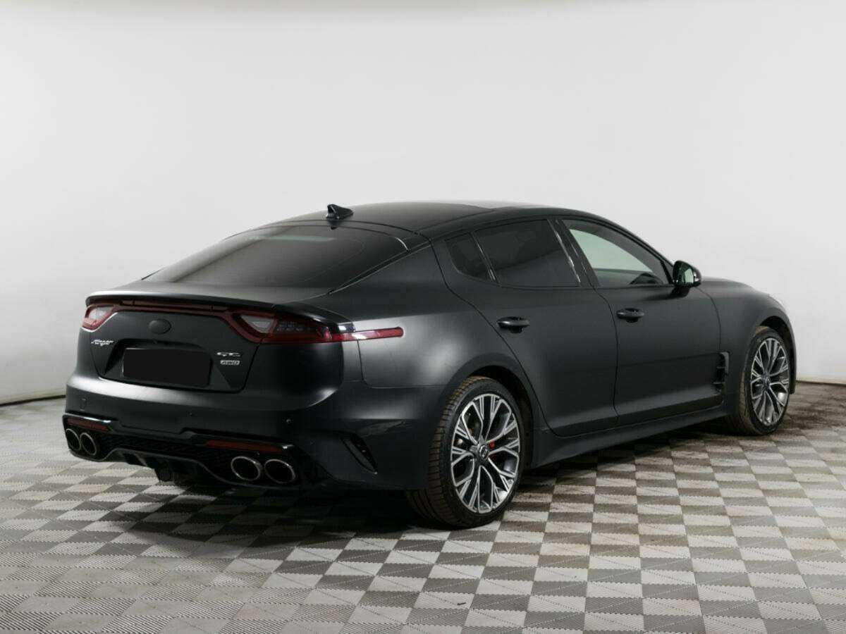 Kia Stinger с пробегом — 2018 год. Фото: #3