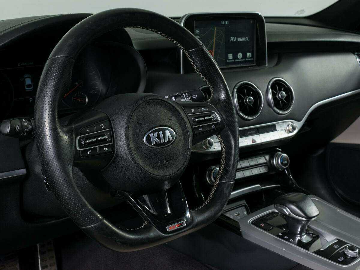 Kia Stinger с пробегом — 2018 год. Фото: #13
