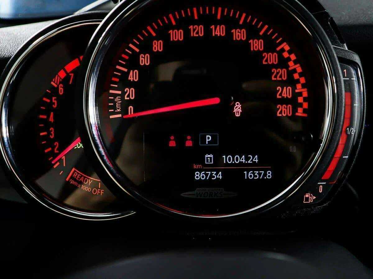 Mini Hatch с пробегом — 2021 год. Фото: #9