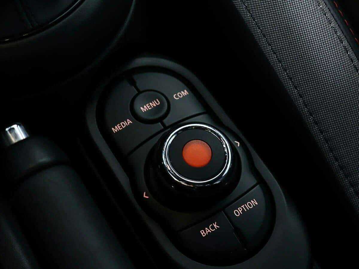 Mini Hatch с пробегом — 2021 год. Фото: #14