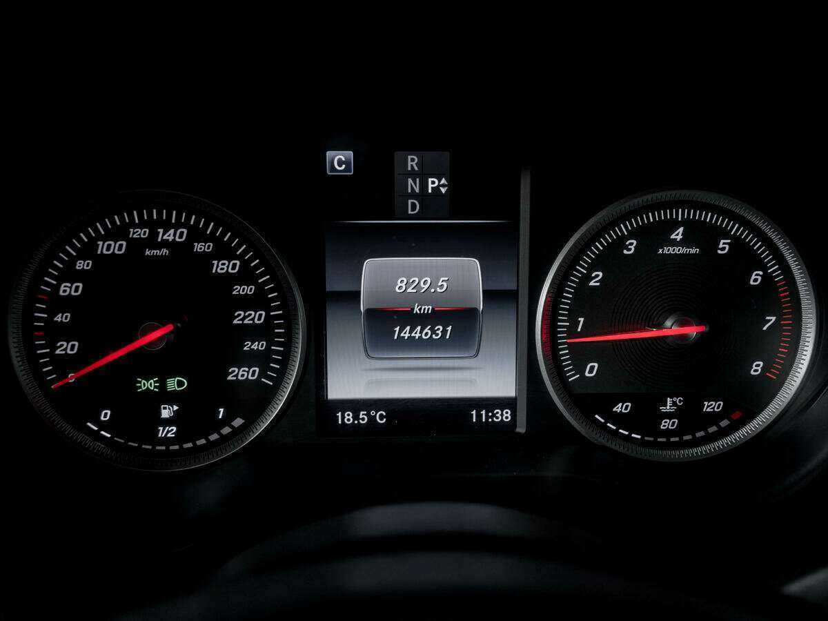 Mercedes-Benz GLC с пробегом — 2017 год. Фото: #10