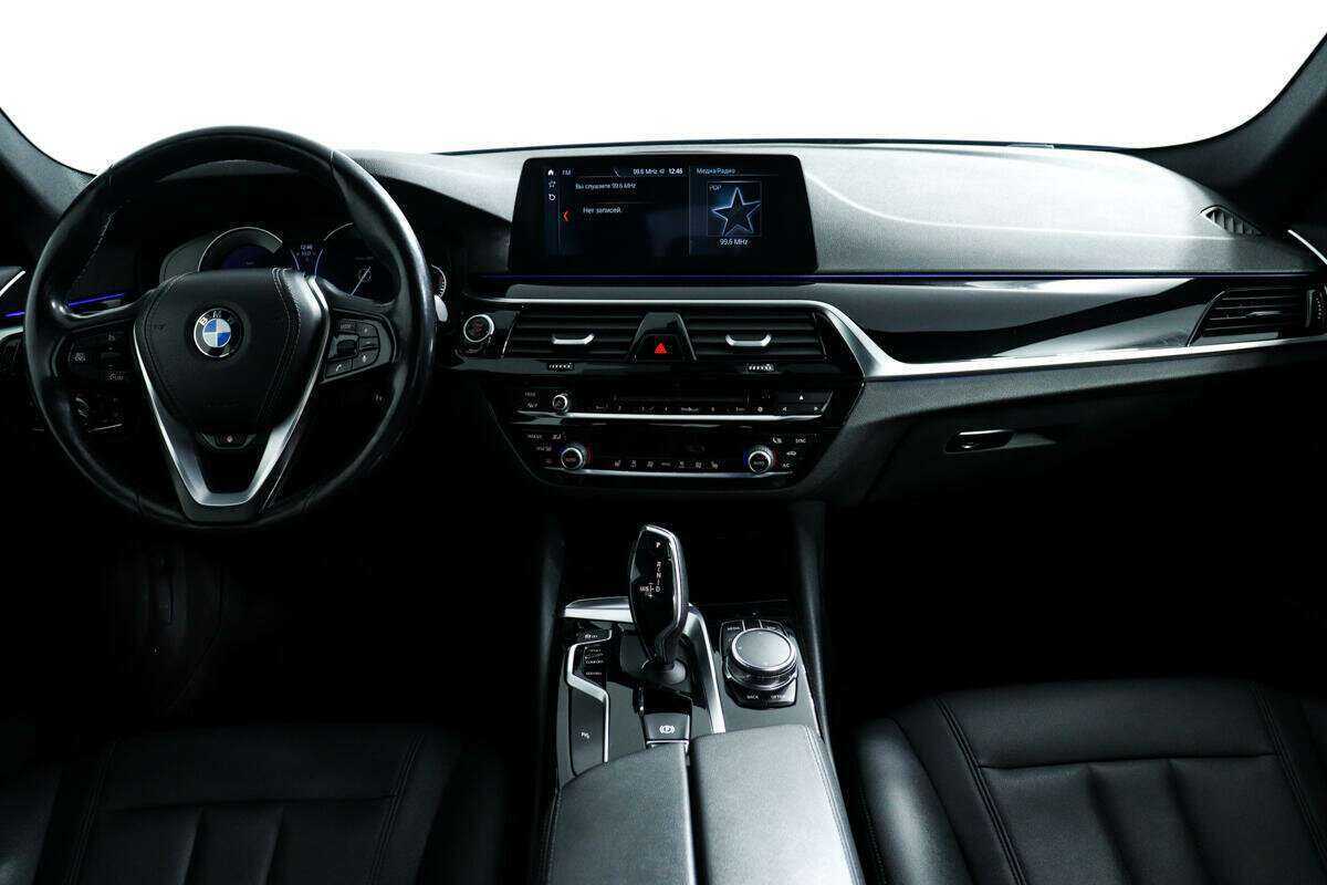 BMW 5 серии с пробегом — 2017 год. Фото: #9