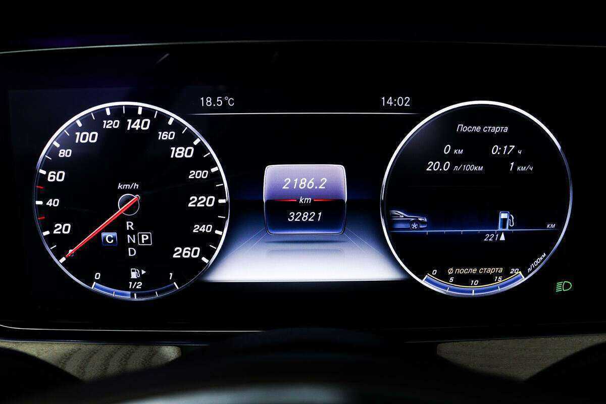 Mercedes-Benz E-Класс с пробегом — 2017 год. Фото: #8
