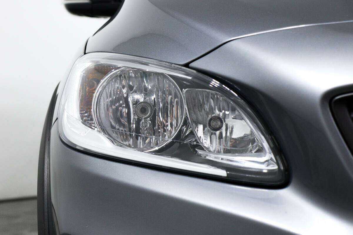 Volvo V60 Cross Country с пробегом — 2018 год. Фото: #12