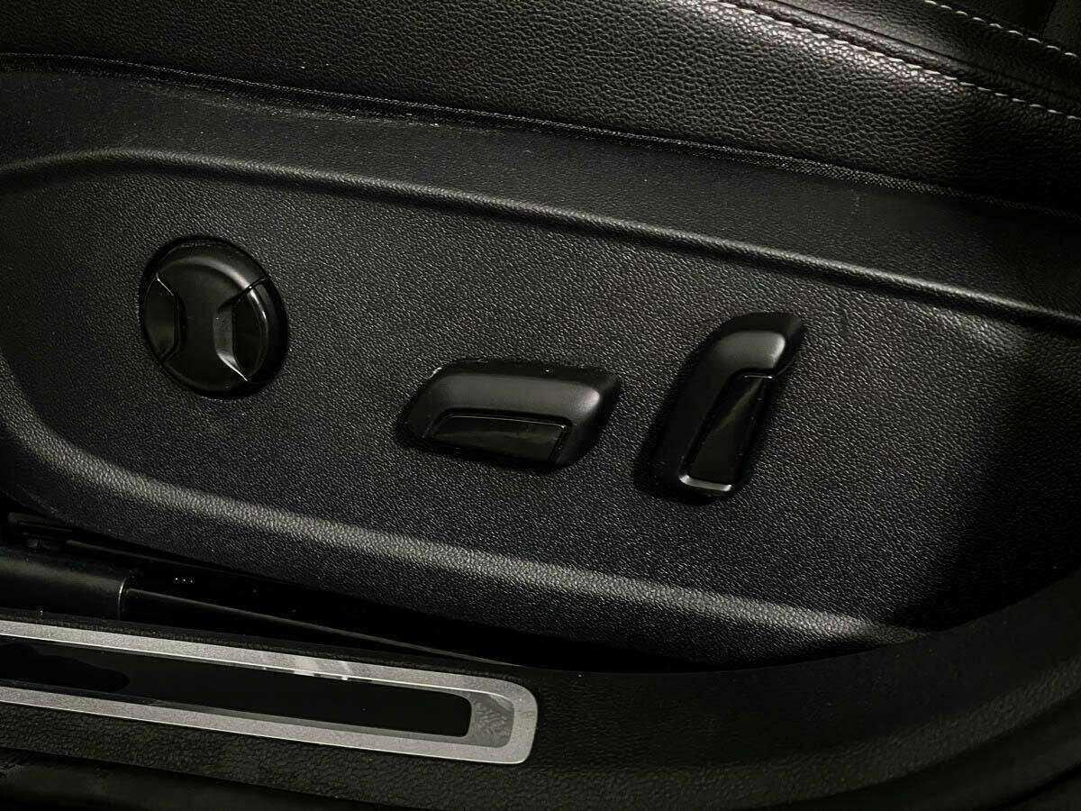 Volkswagen Jetta с пробегом — 2020 год. Фото: #11