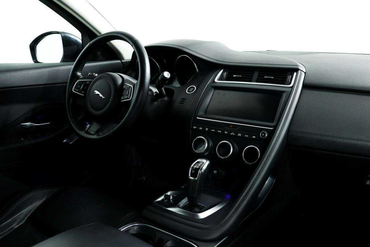 Jaguar E-Pace с пробегом — 2018 год. Фото: #8