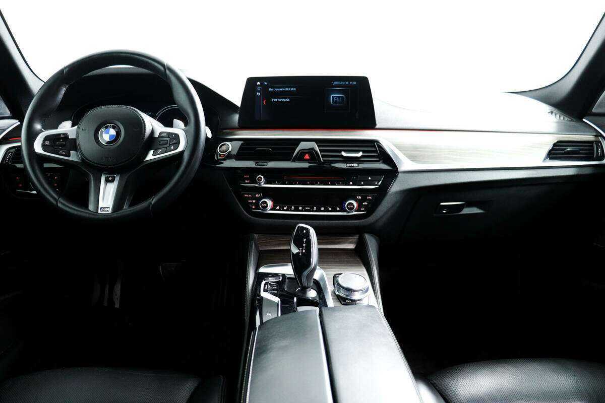 BMW 5 серии с пробегом — 2017 год. Фото: #10