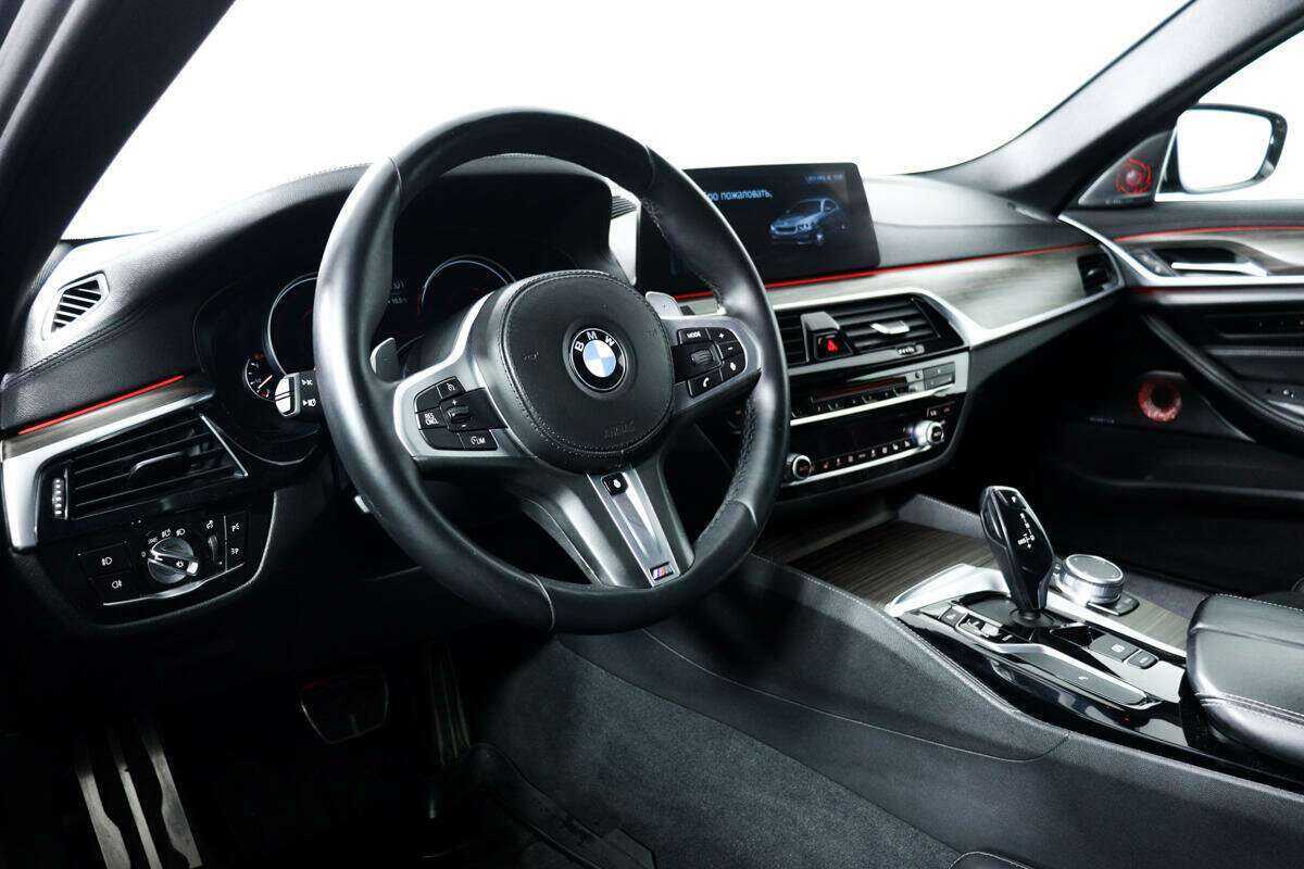 BMW 5 серии с пробегом — 2017 год. Фото: #12