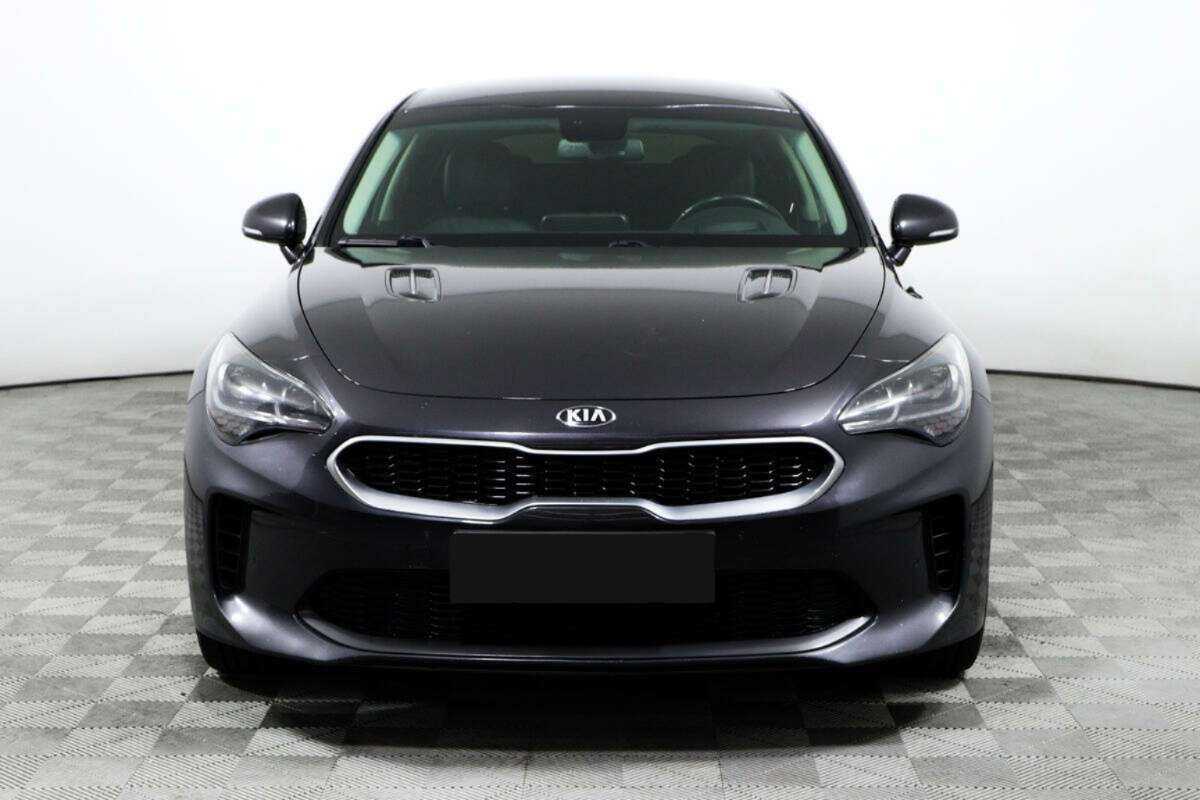 Kia Stinger с пробегом — 2018 год. Фото: #1