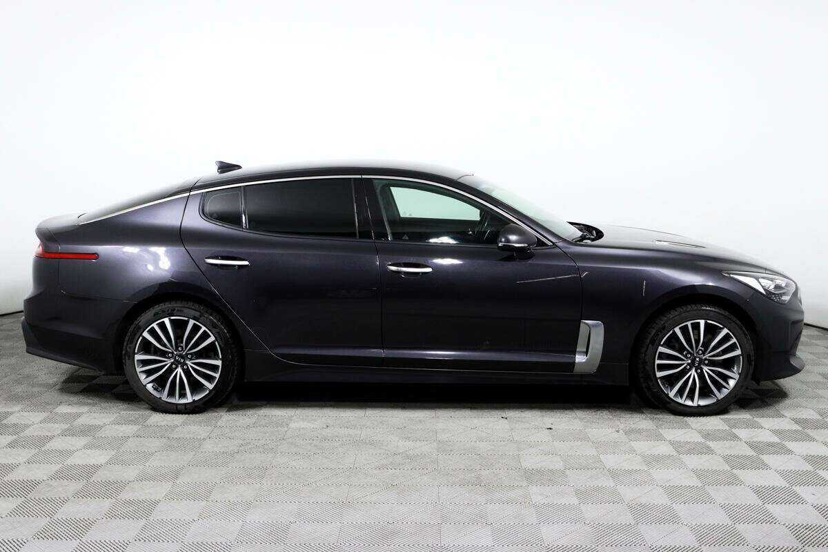 Kia Stinger с пробегом — 2018 год. Фото: #3