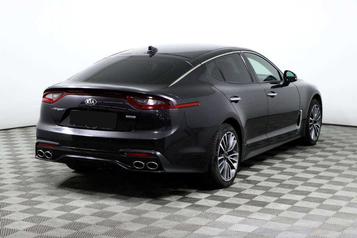 Kia Stinger с пробегом — 2018 год. Фото: #4