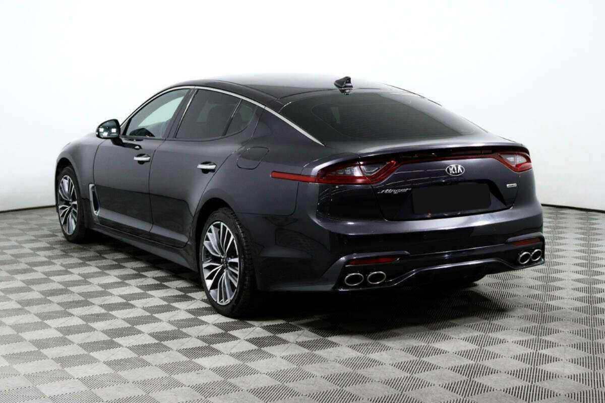Kia Stinger с пробегом — 2018 год. Фото: #6