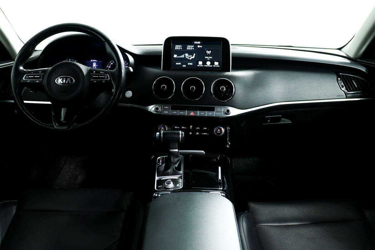 Kia Stinger с пробегом — 2018 год. Фото: #10