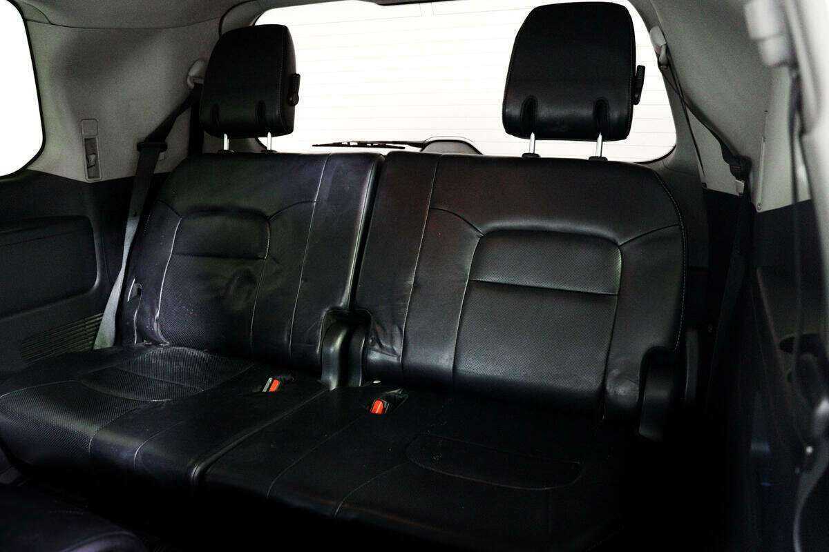 Toyota Land Cruiser с пробегом — 2012 год. Фото: #13