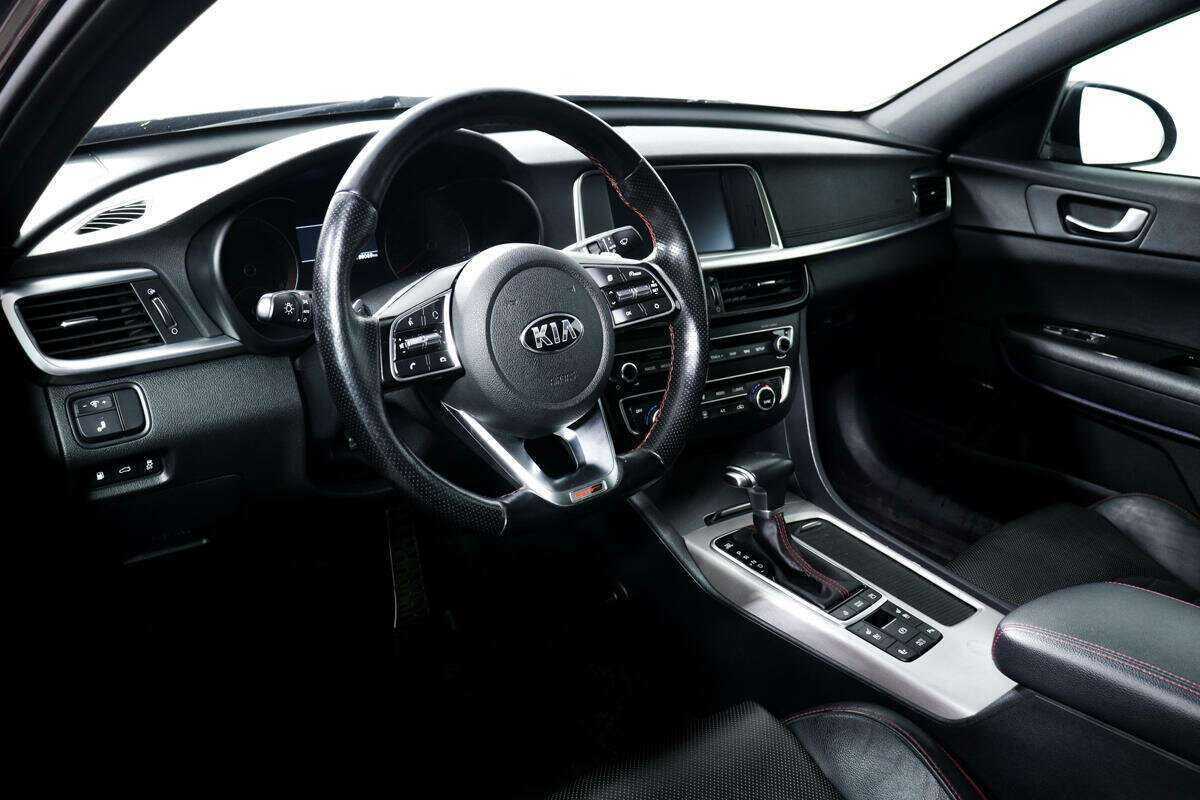 Kia Optima с пробегом — 2018 год. Фото: #12