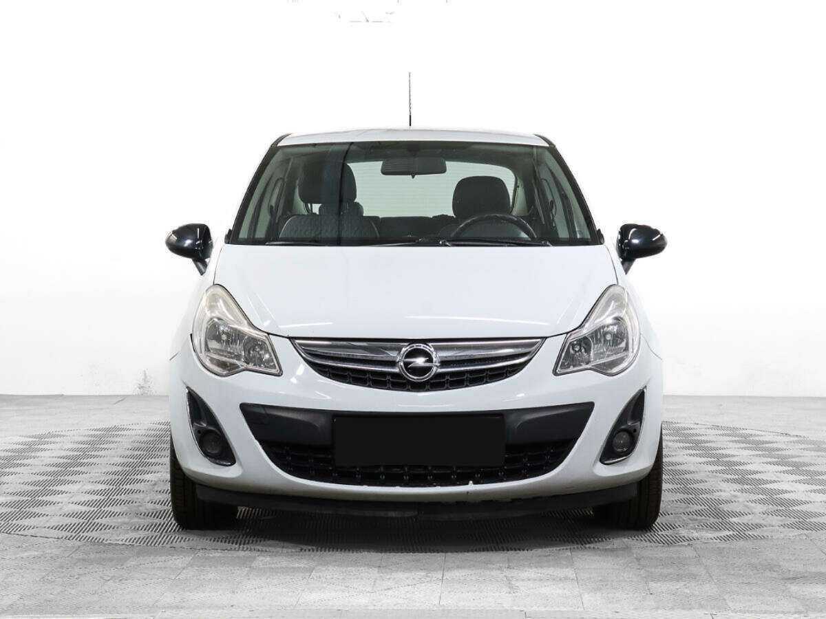 Opel Corsa с пробегом — 2011 год. Фото: #1
