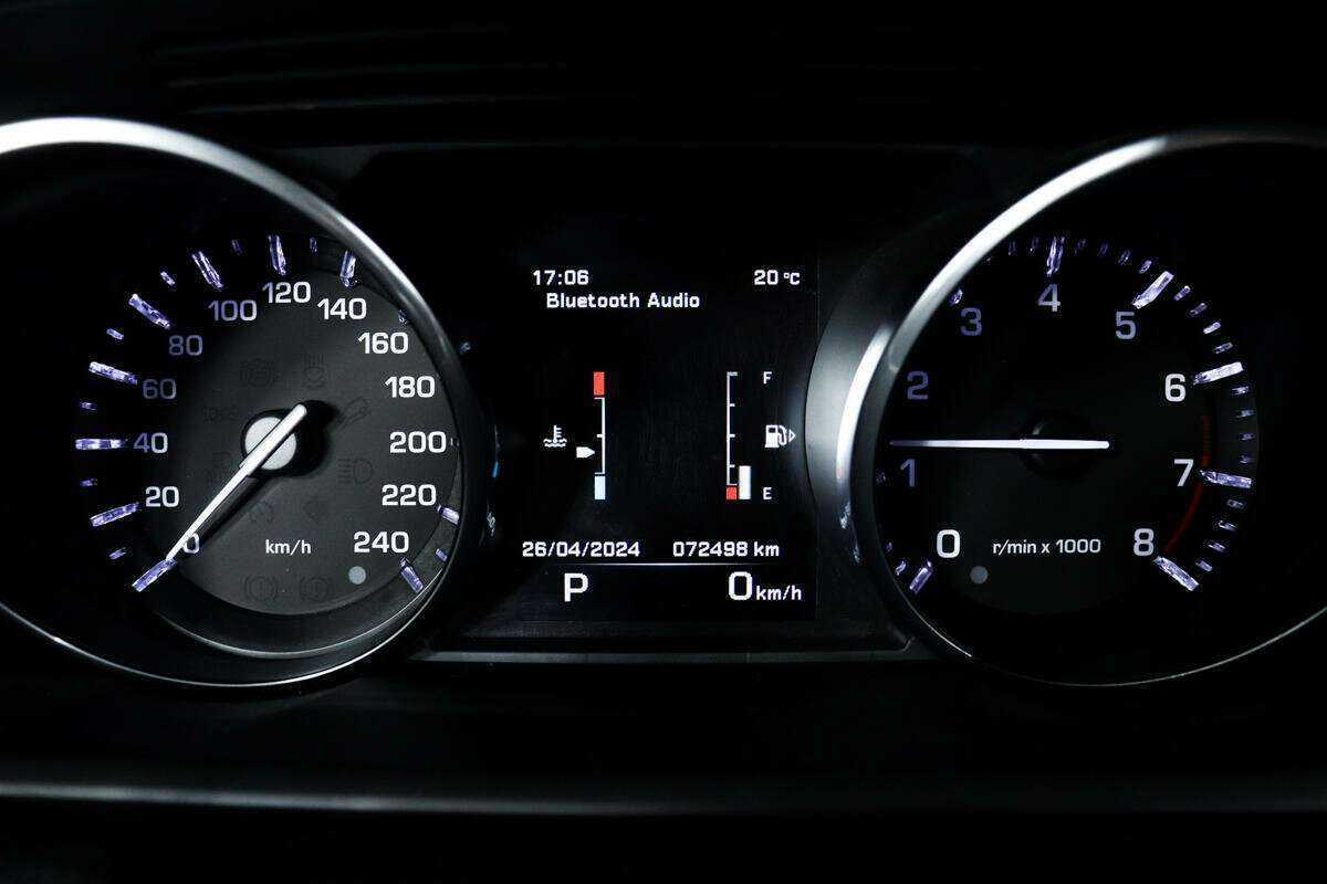 Land Rover Range Rover Sport с пробегом — 2014 год. Фото: #9