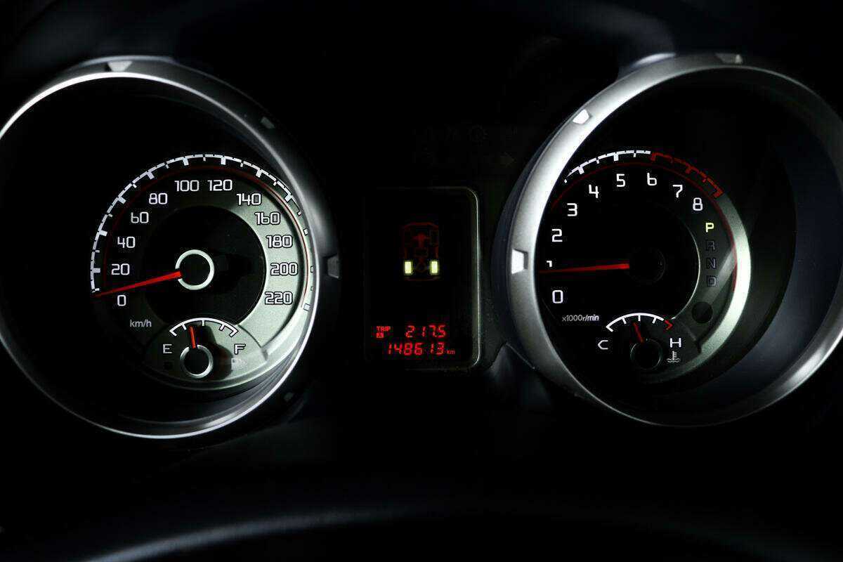 Mitsubishi Pajero с пробегом — 2011 год. Фото: #8