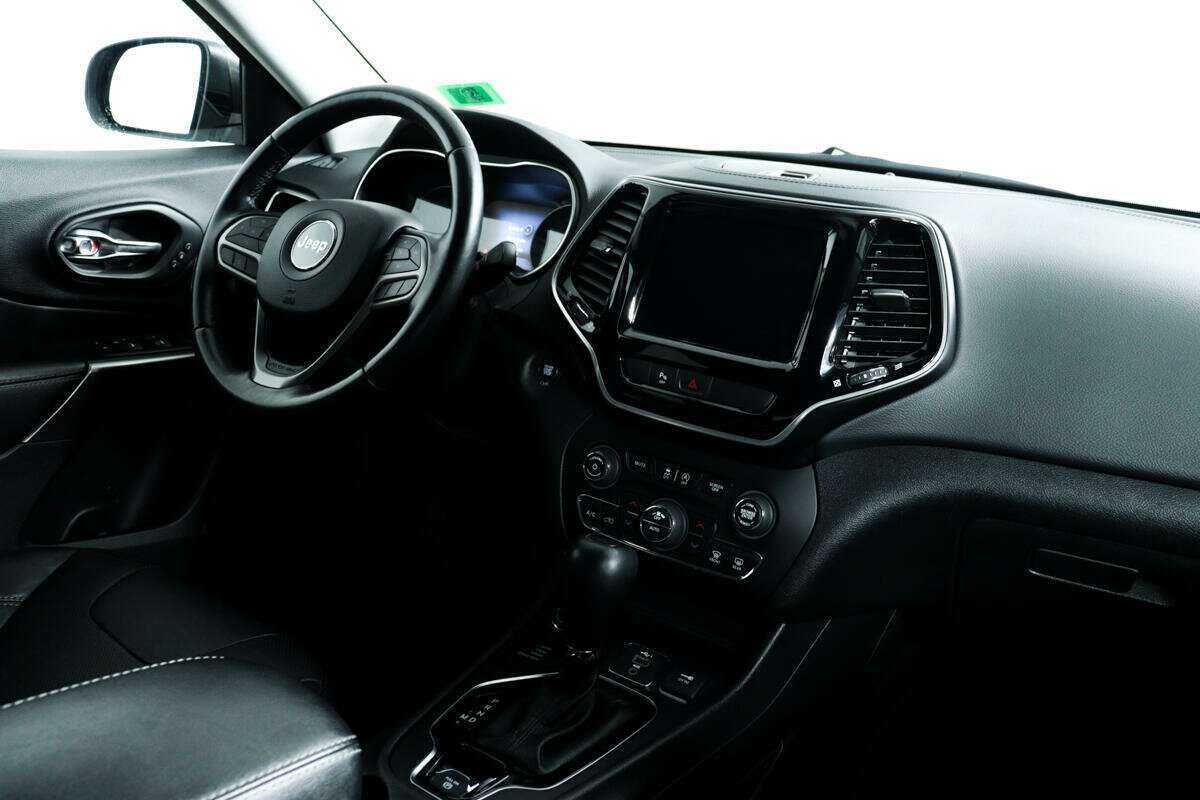 Jeep Cherokee с пробегом — 2020 год. Фото: #8