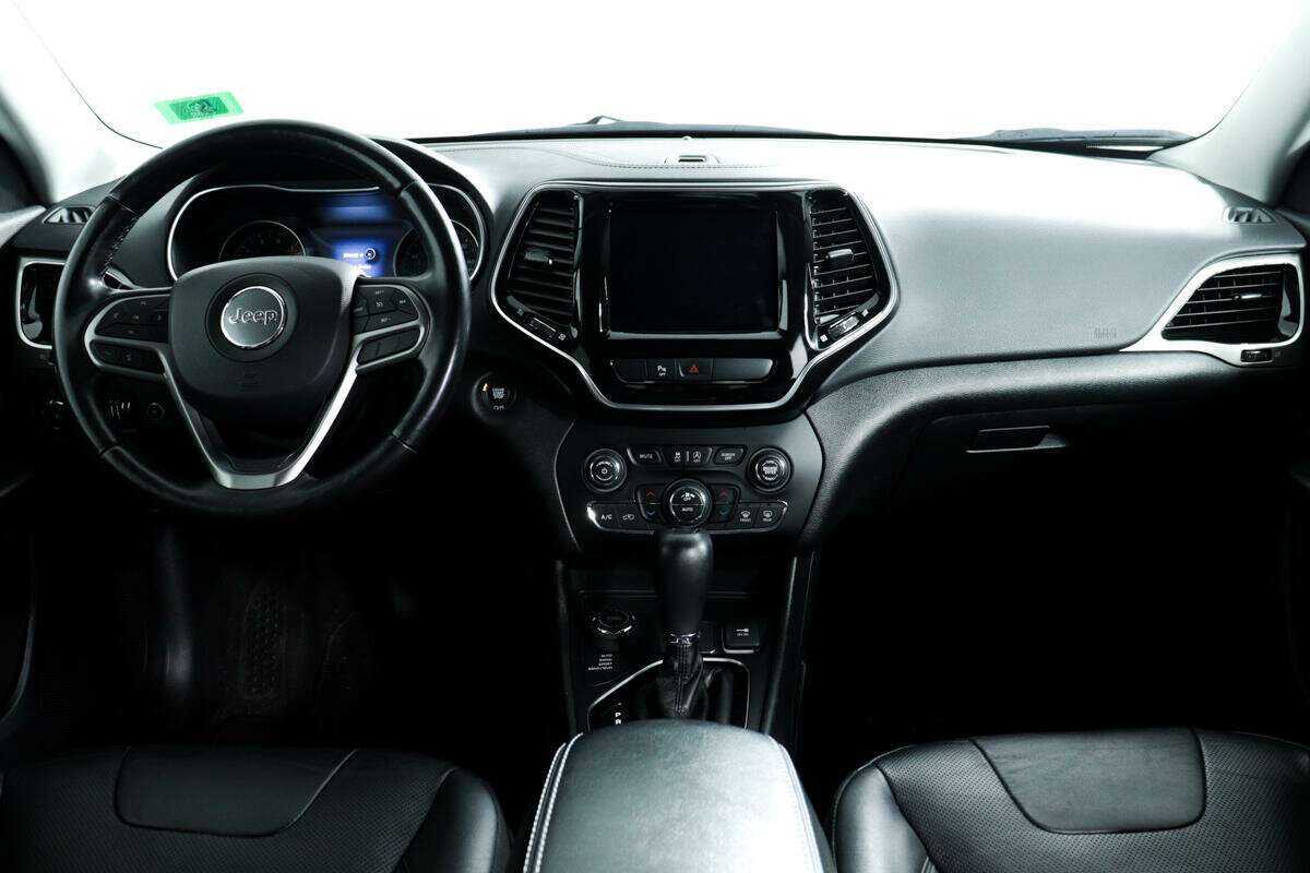 Jeep Cherokee с пробегом — 2020 год. Фото: #10