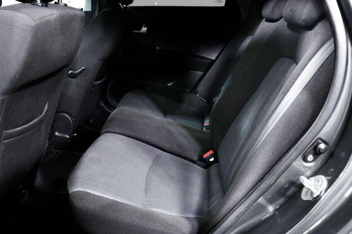 Kia Ceed с пробегом — 2011 год. Фото: #11