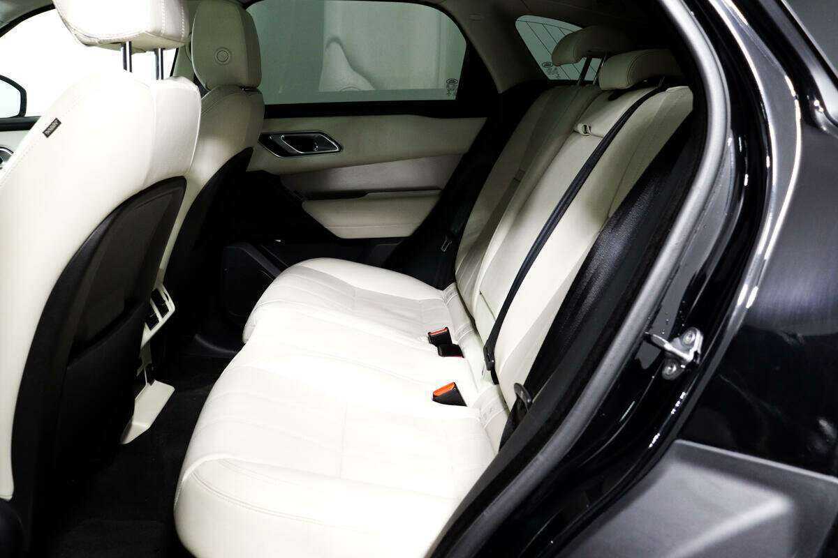 Land Rover Range Rover Velar с пробегом — 2017 год. Фото: #10