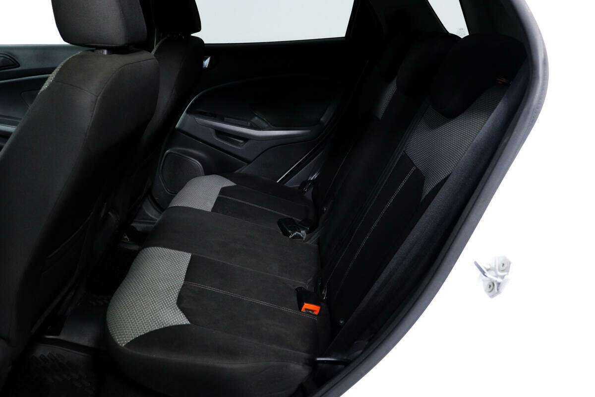 Ford EcoSport с пробегом — 2015 год. Фото: #9