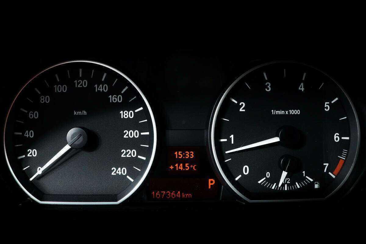 BMW 1 серии с пробегом — 2009 год. Фото: #9