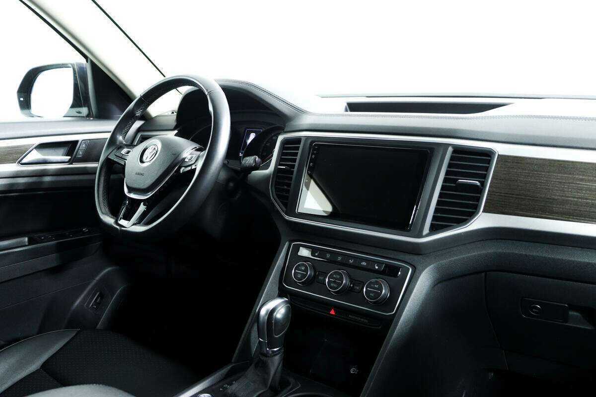 Volkswagen Teramont с пробегом — 2018 год. Фото: #8