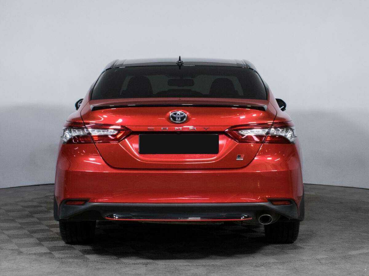 Toyota Camry с пробегом — 2021 год. Фото: #5