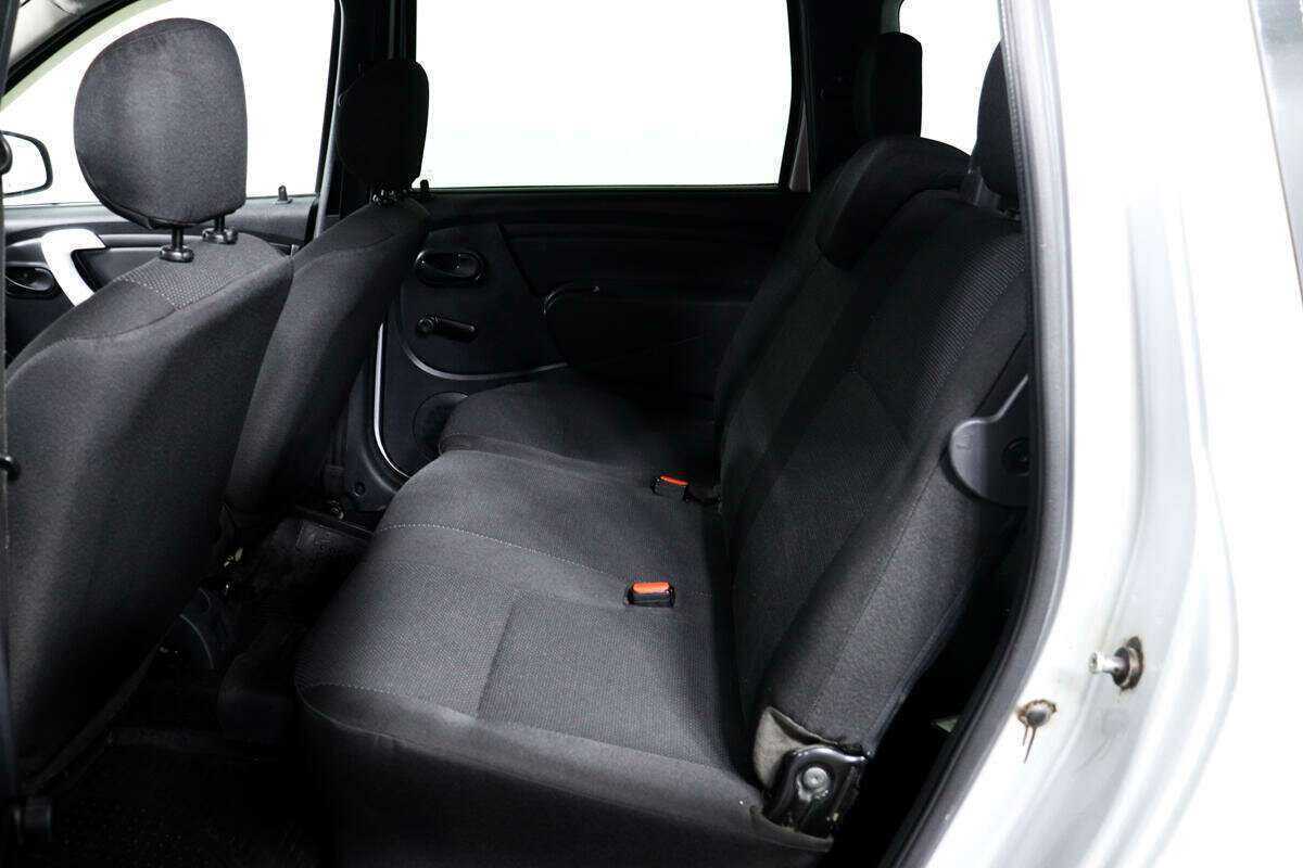 Lada (ВАЗ) Largus с пробегом — 2014 год. Фото: #11