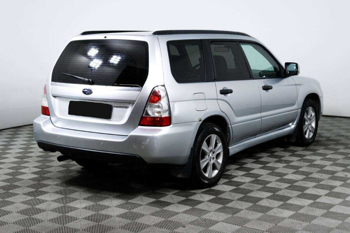 Subaru Forester с пробегом — 2006 год. Фото: #4