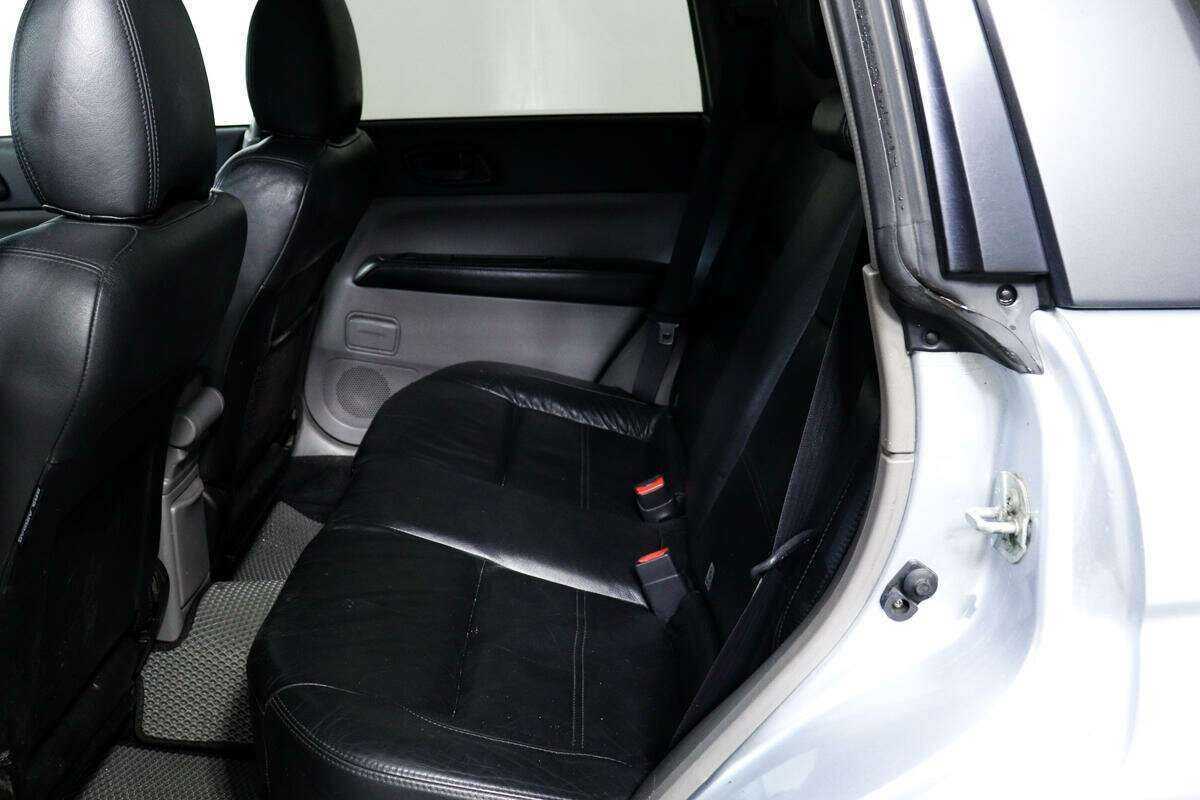 Subaru Forester с пробегом — 2006 год. Фото: #11