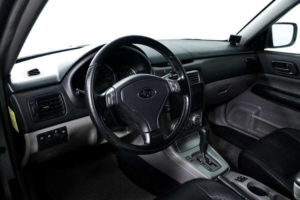 Subaru Forester с пробегом — 2006 год. Фото: #12
