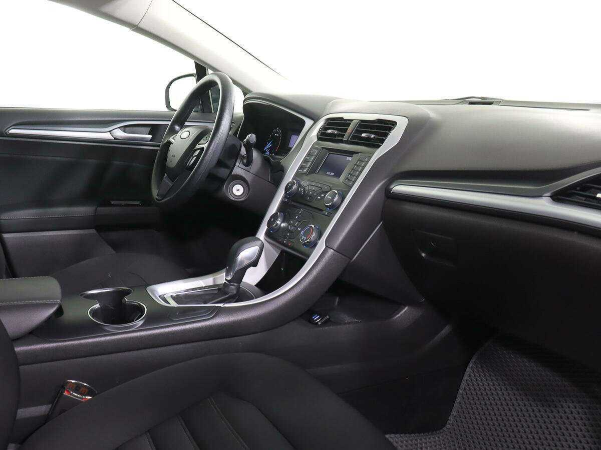 Ford Mondeo с пробегом — 2017 год. Фото: #7