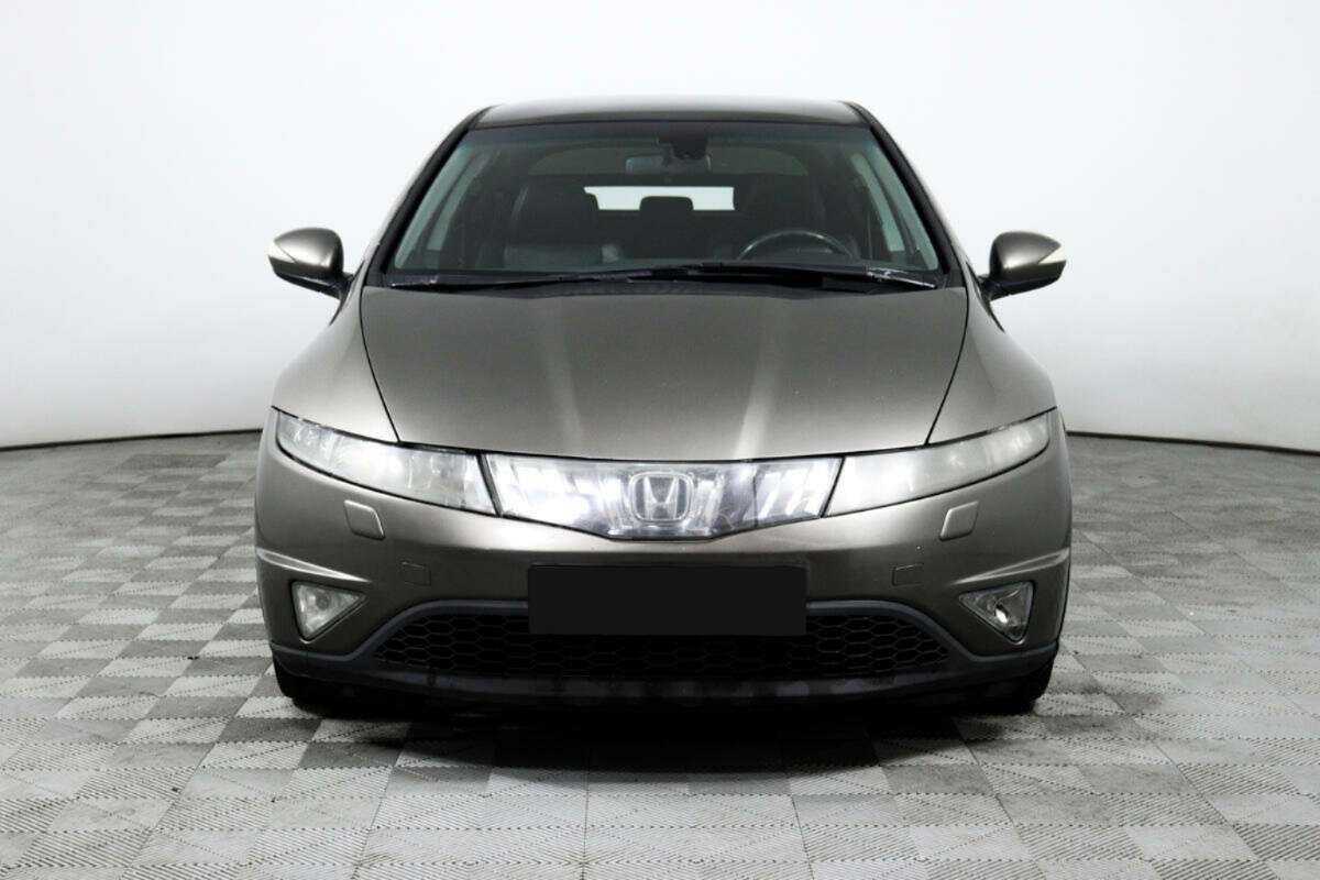 Honda Civic с пробегом — 2008 год. Фото: #1