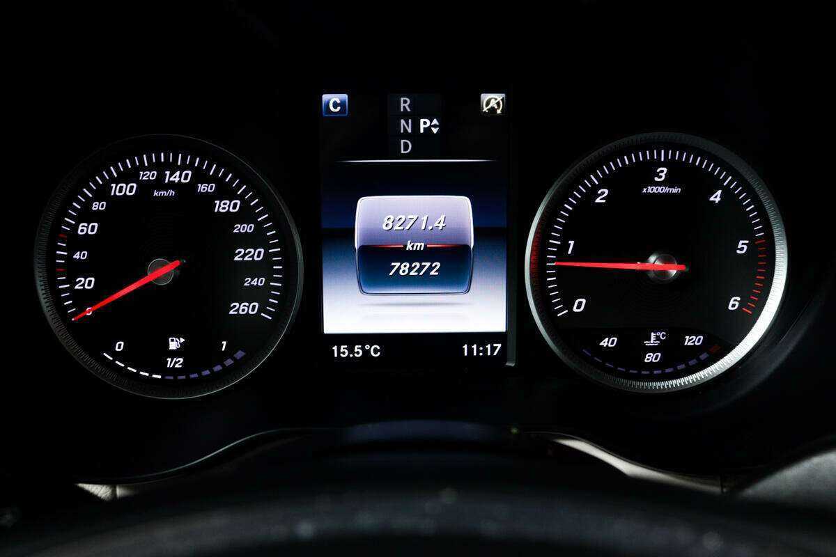 Mercedes-Benz GLC с пробегом — 2017 год. Фото: #9