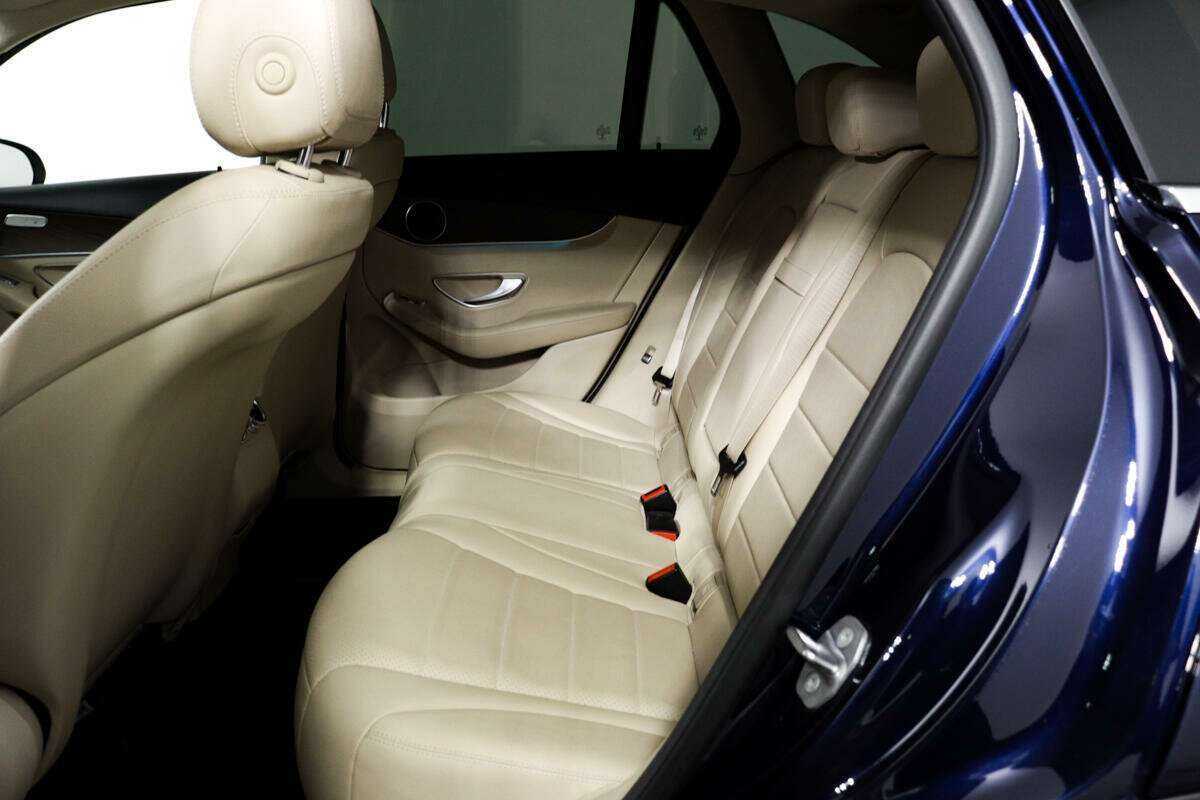 Mercedes-Benz GLC с пробегом — 2017 год. Фото: #11