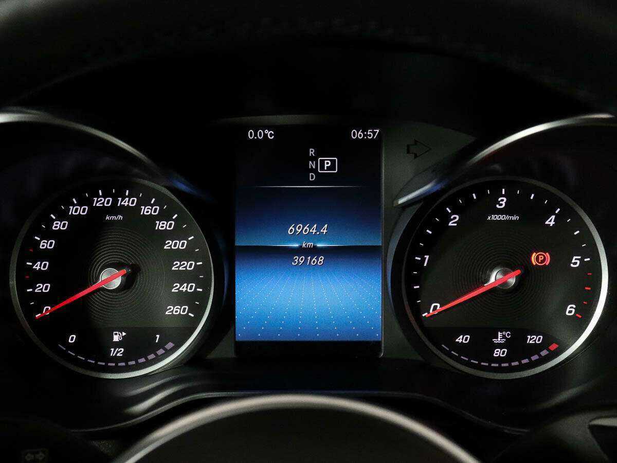 Mercedes-Benz GLC Coupe с пробегом — 2021 год. Фото: #8