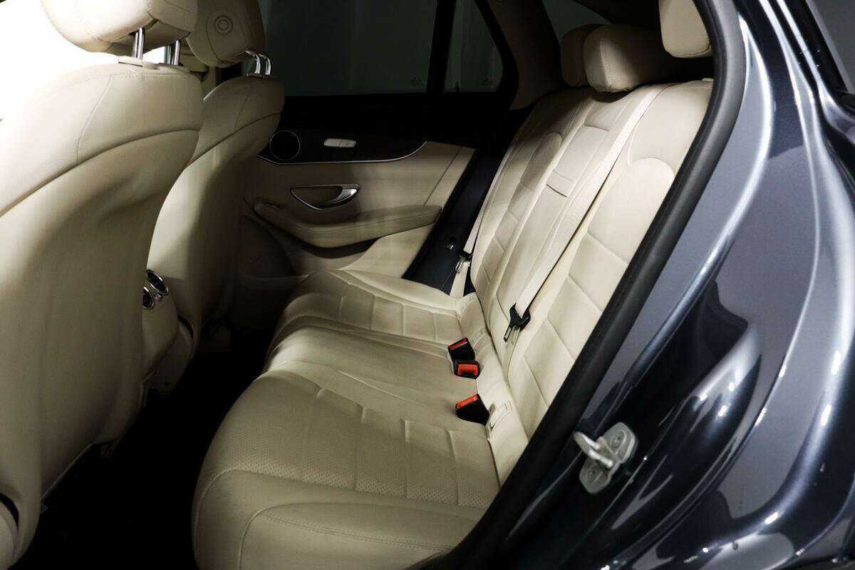 Mercedes-Benz GLC с пробегом — 2015 год. Фото: #11