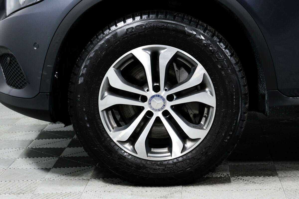 Mercedes-Benz GLC с пробегом — 2015 год. Фото: #13