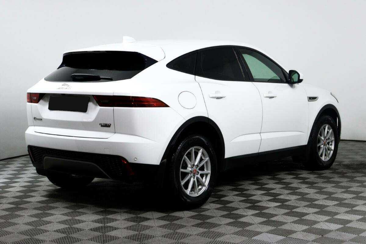 Jaguar E-Pace с пробегом — 2018 год. Фото: #4