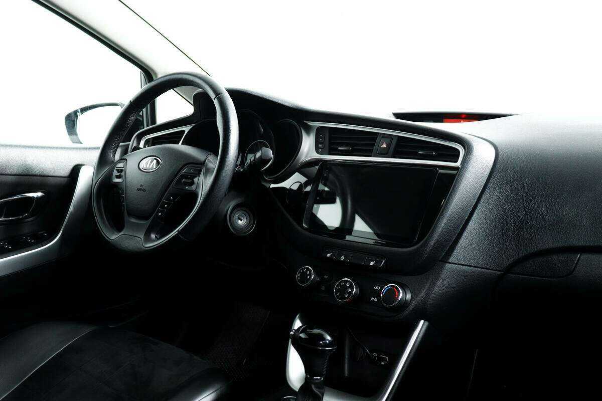 Kia Ceed с пробегом — 2018 год. Фото: #8