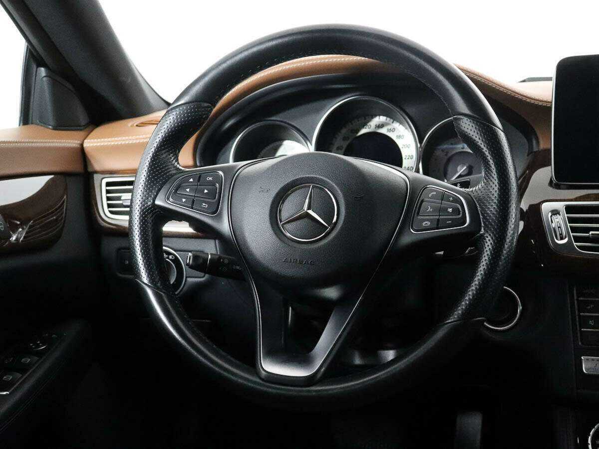Mercedes-Benz CLS с пробегом — 2014 год. Фото: #12